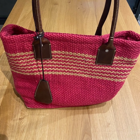 GAP Woven Bag - Picture 2 of 8